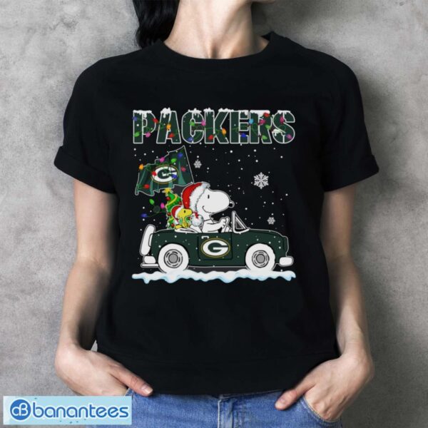 Green Bay Packers Snoopy And Woodstock Driving Car Cute Snoopy Limited Edition Shirt - Ladies T-Shirt