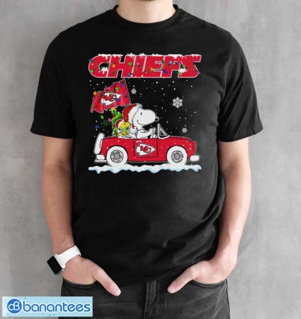 Kansas City Chiefs Snoopy And Woodstock Driving Car Cute Snoopy Limited Edition Shirt - Black Unisex T-Shirt