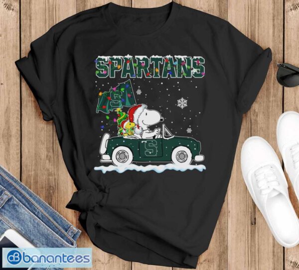 Michigan State Spartans Snoopy And Woodstock Driving Car Cute Snoopy Limited Edition Shirt - Black T-Shirt