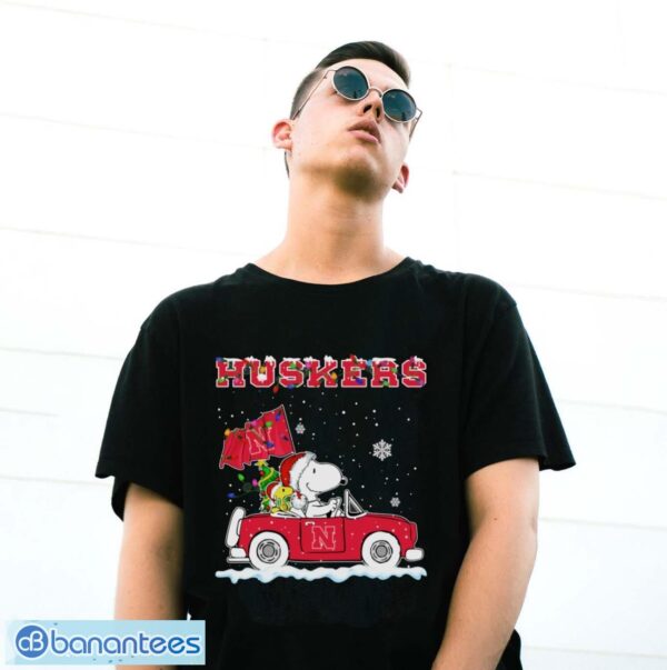 Nebraska Cornhuskers Snoopy And Woodstock Driving Car Cute Snoopy Limited Edition Shirt - G500 Gildan T-Shirt