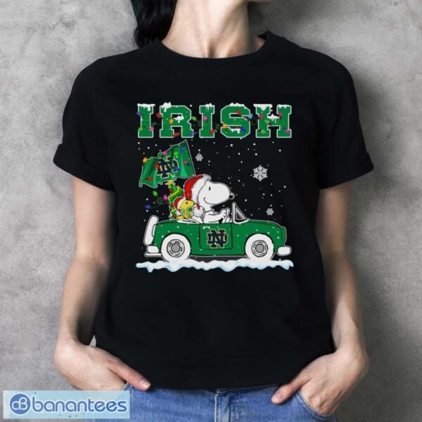 Notre Dame Fighting Irish Snoopy And Woodstock Driving Car Cute Snoopy Limited Edition Shirt - Ladies T-Shirt
