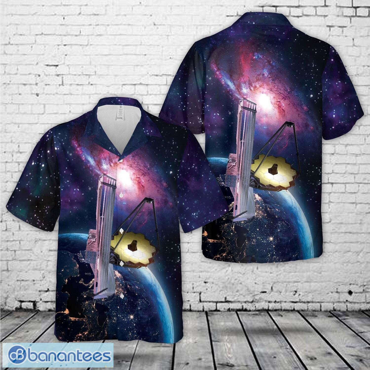 telescopio espacial james webb hawaiian shirt image Telescopio Espacial James Webb Hawaiian Shirt - Telescopio Espacial James Webb Hawaiian Shirt-1