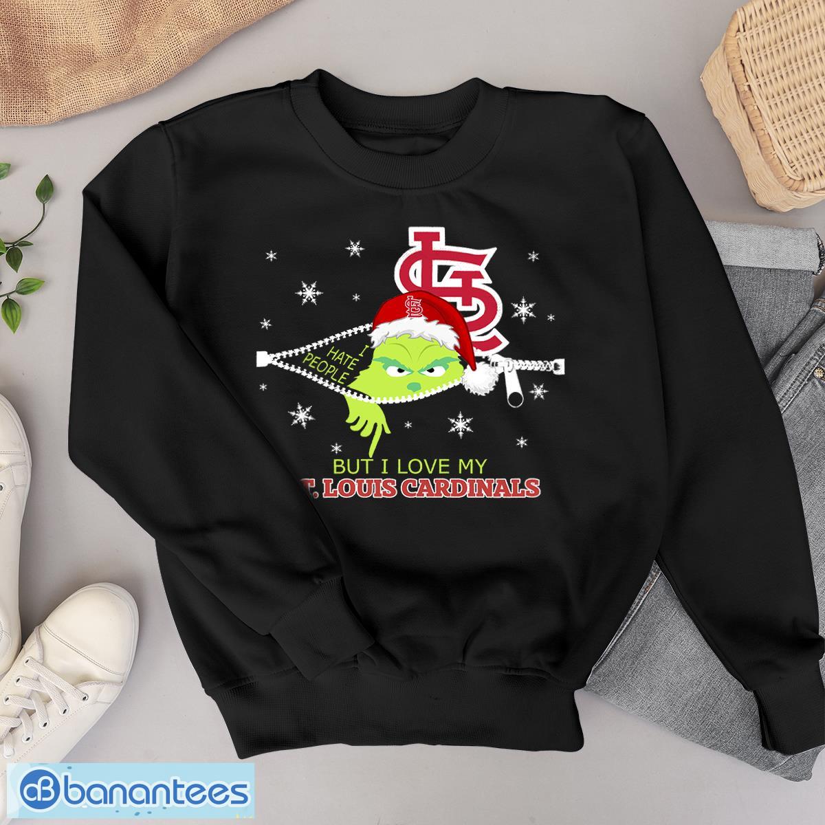 the grinch i hate people but i love st louis cardinals christmas t shirt image The Grinch I Hate People But I Love St Louis Cardinals Christmas T-Shirt Product Photo 1