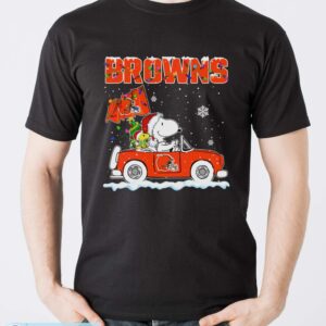 Cleveland Browns Snoopy And Woodstock Driving Car Shirt Sweatshirt Hoodie - Men T-Shirt