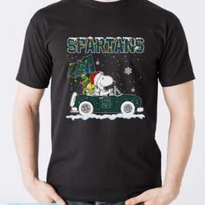 Michigan State Spartans Snoopy And Woodstock Driving Car Shirt Sweatshirt Hoodie - Men T-Shirt