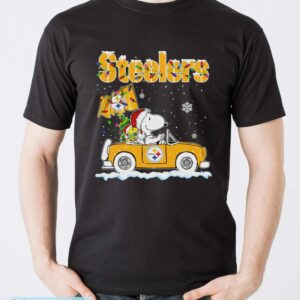 Pittsburgh Steelers Snoopy And Woodstock Driving Car Shirt Sweatshirt Hoodie - Men T-Shirt
