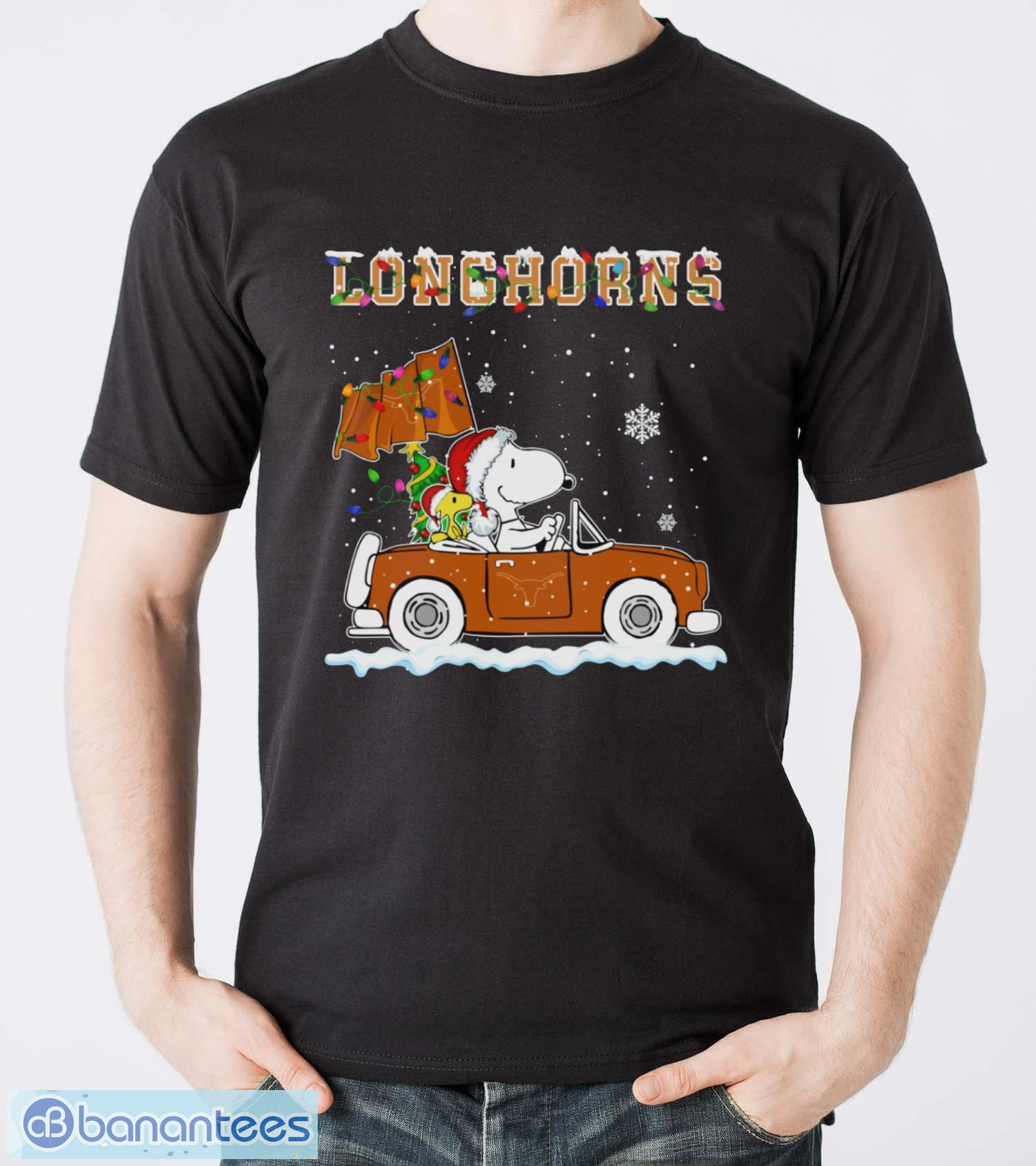texas longhorns snoopy and woodstock driving car shirt sweatshirt hoodie image Texas Longhorns Snoopy And Woodstock Driving Car Shirt Sweatshirt Hoodie - Men T-Shirt